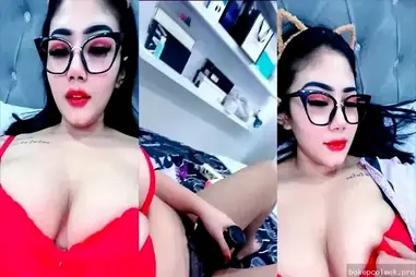 Bokep Indo Sandra VCS Elus Nenen Mulus